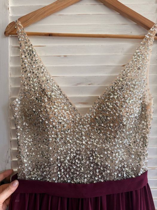 Вечірня сукня розмір М