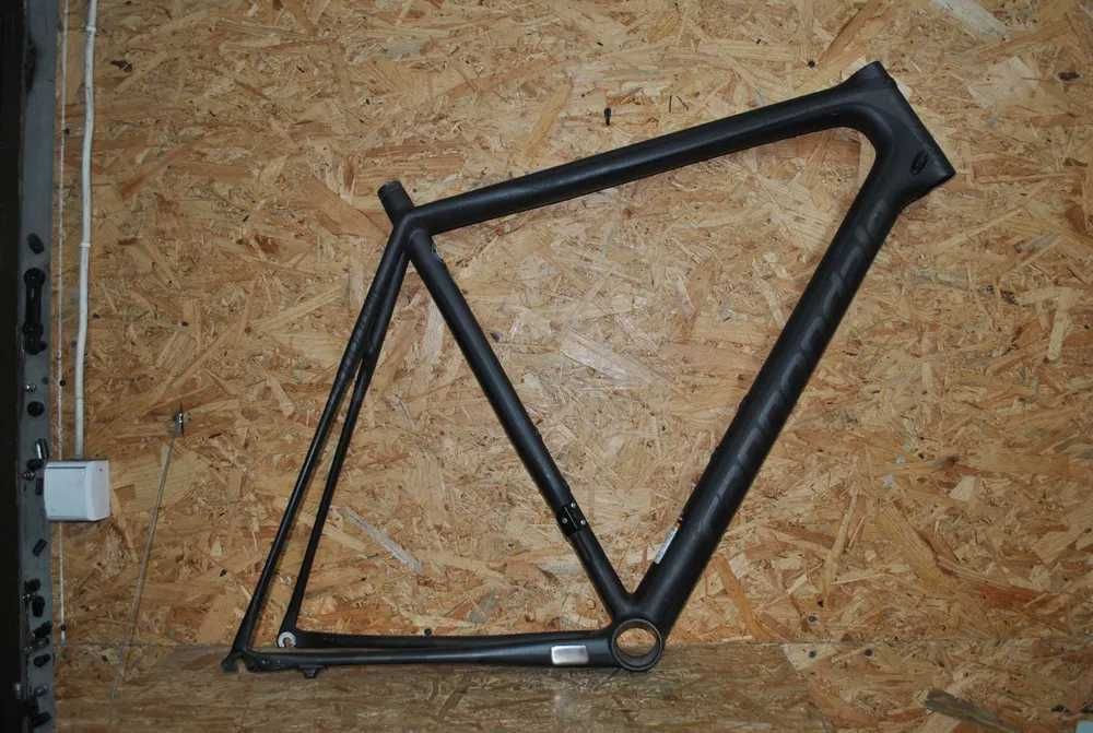 Rama Cannondale Supersix Evo 56cm Carbon 865g  12.