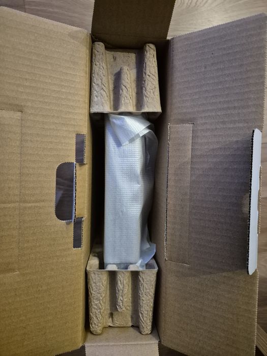 Konsola Ps4 slim 1tb  prezent wersja PlayStation 4