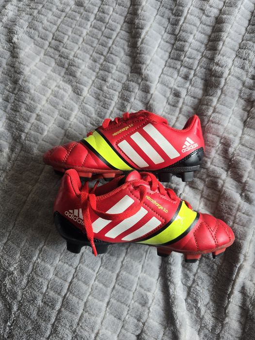 Adidasy korki dziecięce.