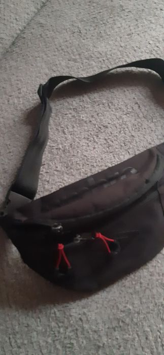 Sprzedam saszetka umbro