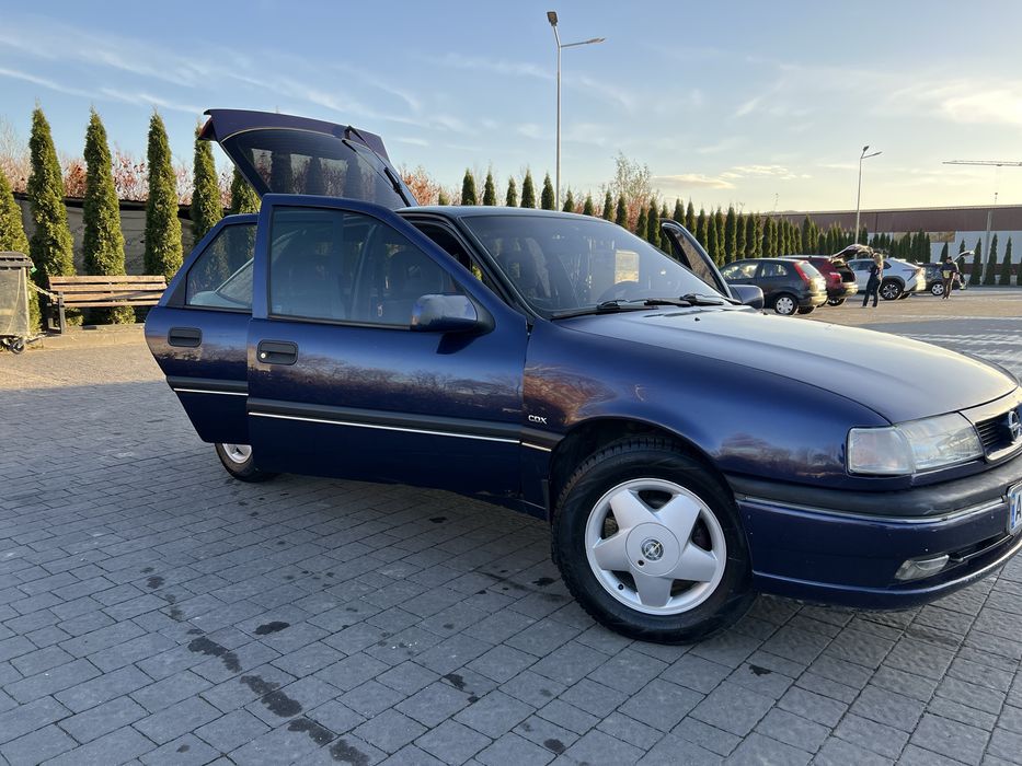 Продам дуже хороше авто Opel Vectra