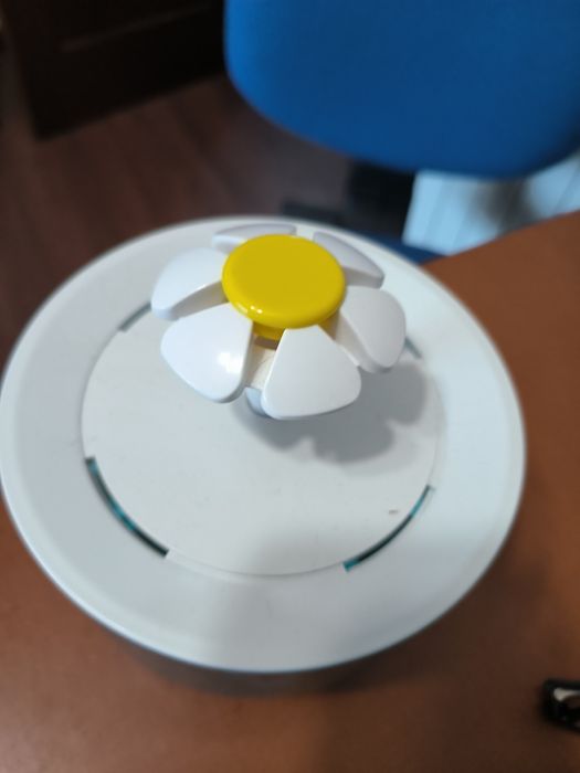 Fonte de água para cães e gatos