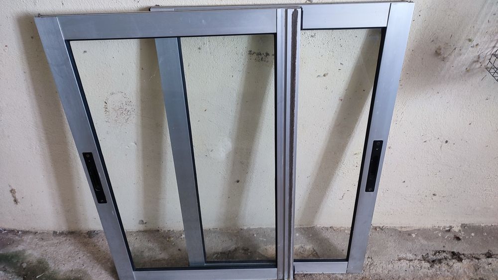 Janelas em alumínio