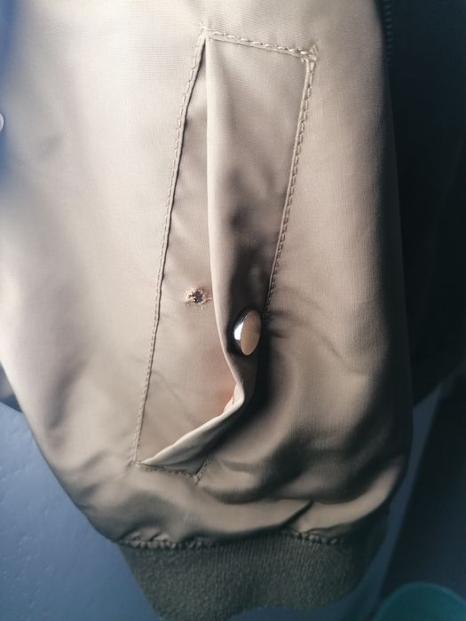 Kurtka bomberka khaki damska rozmiar L Stradivarius