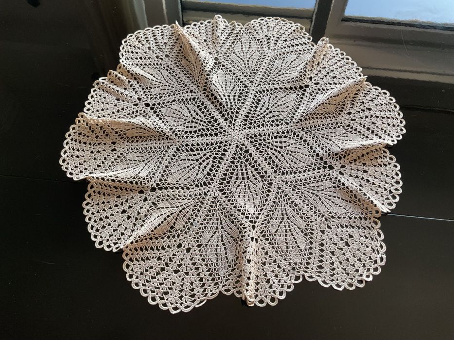 Vintage Crochet Doily, Fine Thread