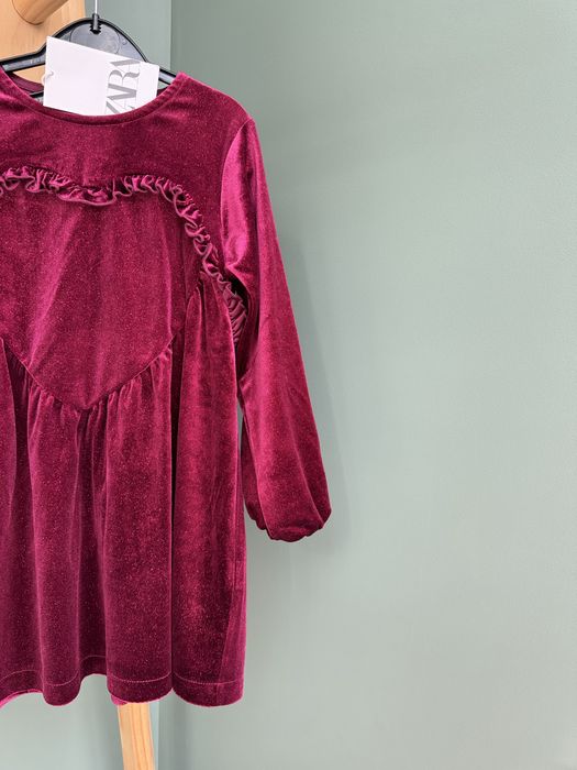 Нова сукня Zara на дівчинку 5,6 років, 116см,вельвет , святкова,
