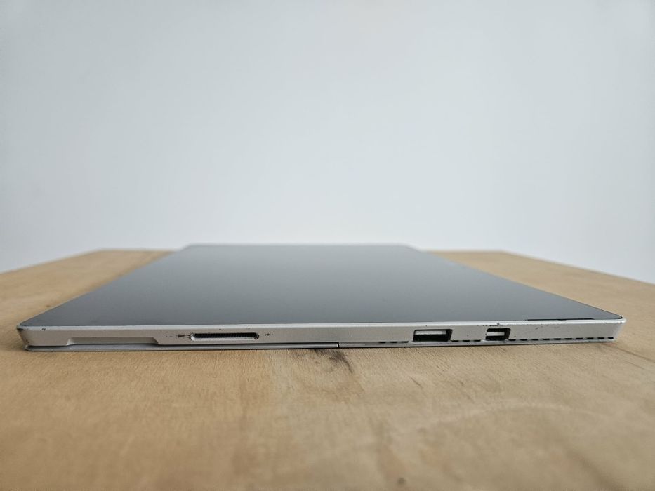 Microsoft Surface PRO 4 i7, 16Gb, 256Gb laptop / tablet sprawny z wadą dotyku