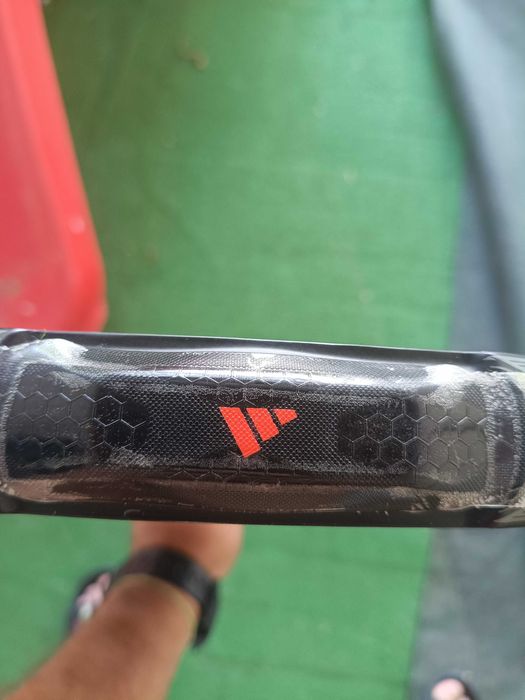 Raquete Padel Adidas Metalbone Carbon 3.4 – Como Nova