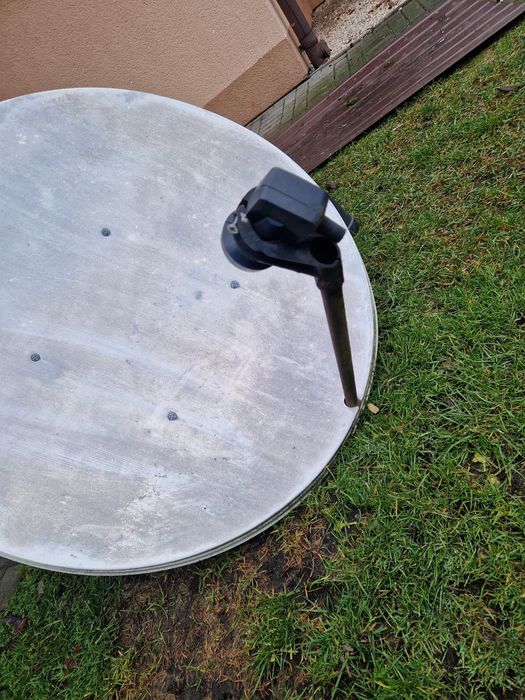Antena satelitarna 130 x 110 duza