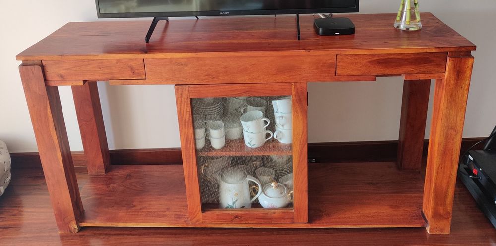 Aparador rústico em Aveiro