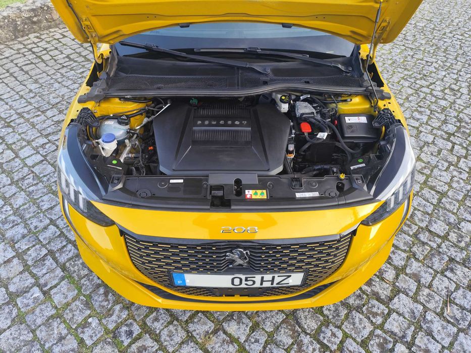Peugeot e-208 GT - Todas as revisões na marca - Aceito Retoma