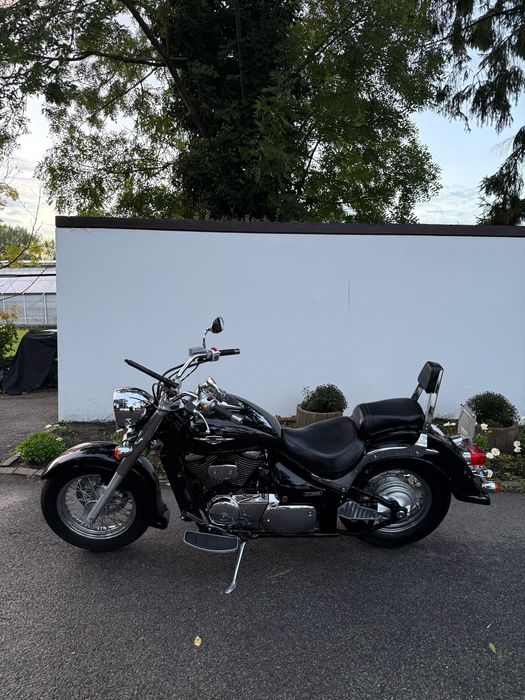 Suzuki Intruder C 800