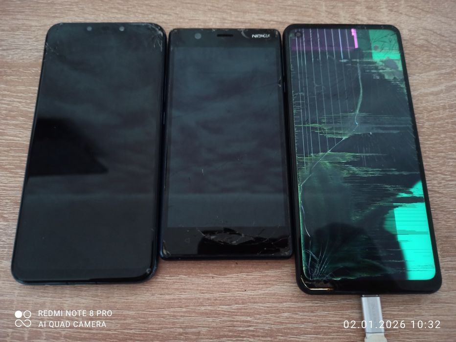 Лоти телефонів на запчастини