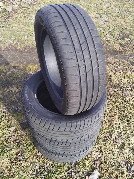 Opony letnie Bridgestone 215/55R17 4szt.