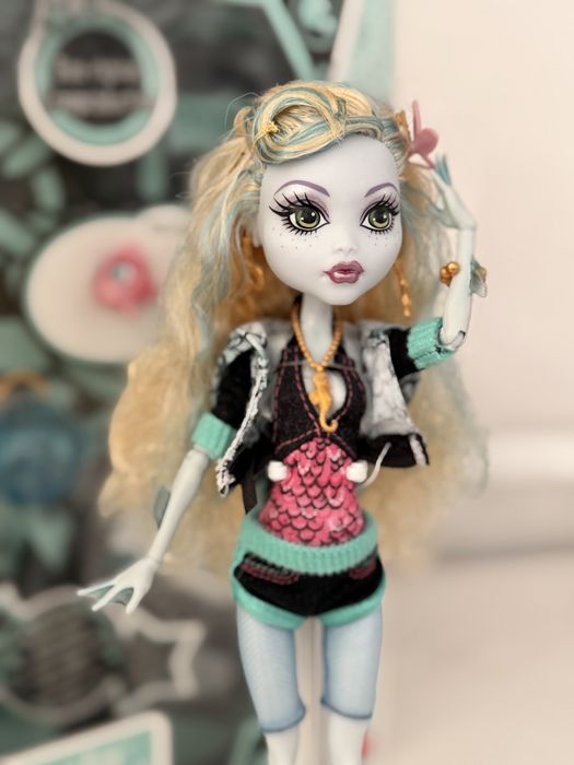 Лагуна Monster High