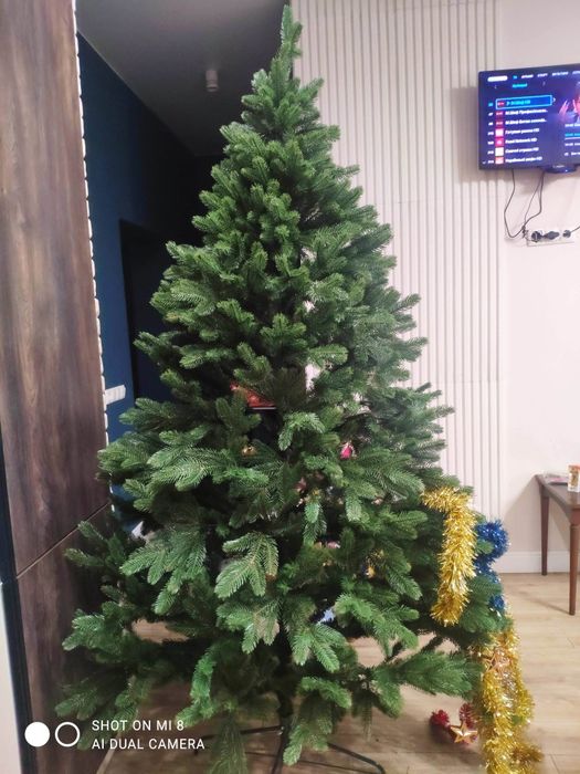 Ялинка лита пухнаста 2.1 м