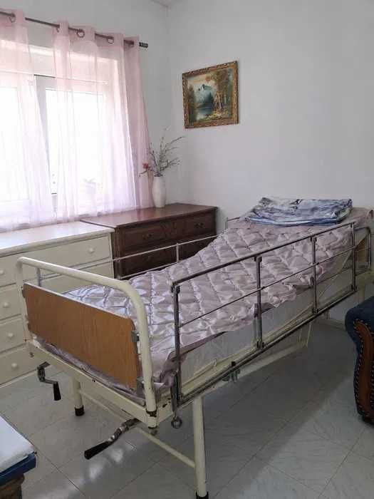 Cama Hospitalar Articulada Colchão Anti Escaras Completa Pronta a Usar