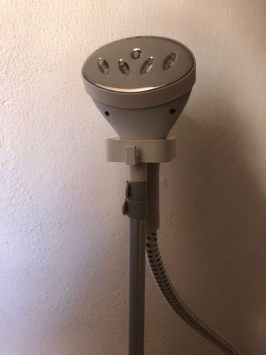 Ferro a vapor com 2 meses de uso