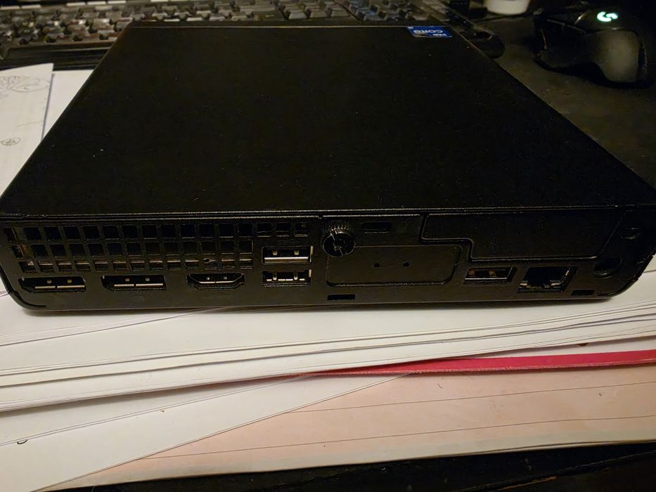 HP Elite Mini 800 G9 - Linha Profissional