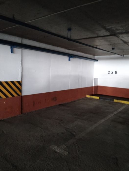 Паркоместо в крытом паркинге