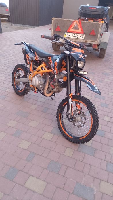 Продається Піт байк Geon Xride 190 в хорошому стані..
