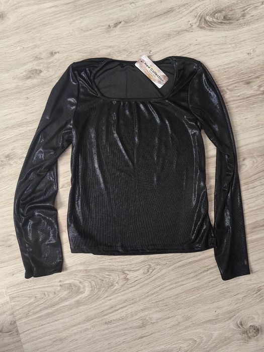 Bluzka połyskująca.