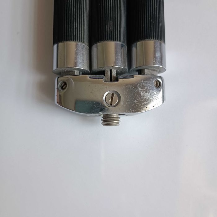 Винтажный штатив Injecta Steinach (ГДР, 1950-е), клеймо качества