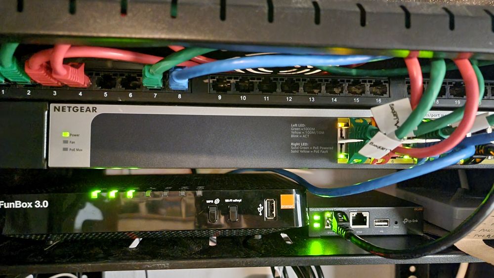 Profesjonalny Switch sieciowy NETGEAR GS516PP, GWARANCJA