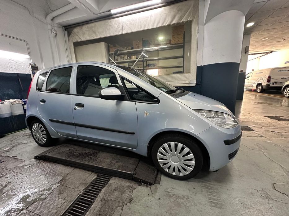 Mitsubishi Colt — fotografia 3