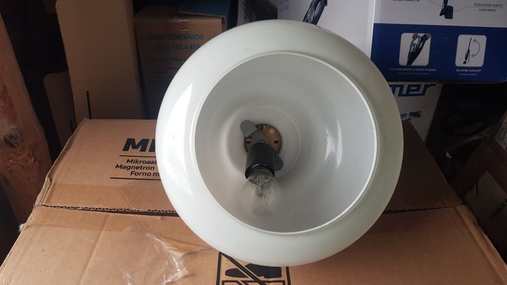 Люстра             .