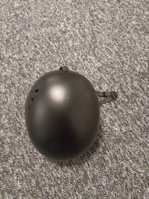 Kask narciarski anon