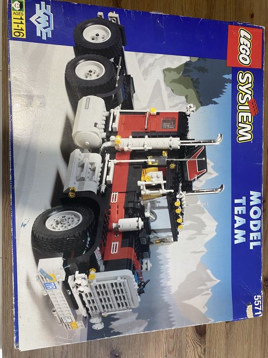 Lego 5571 giant truck black cat