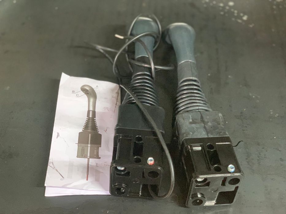 Распределитель болгарский с плавающим на тросах с джойстиком МТЗ, ЮМЗ