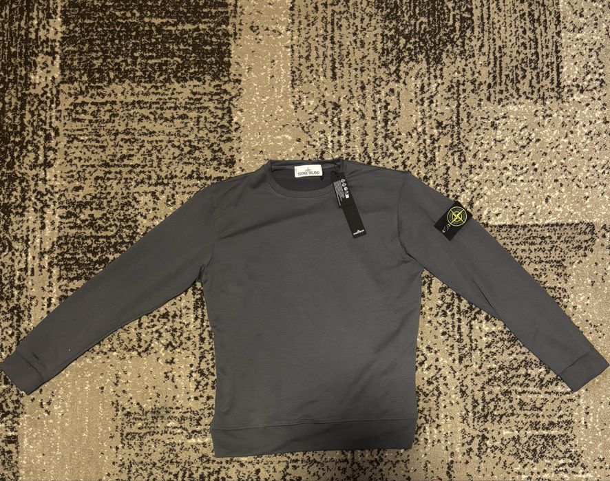 Продам , Лігтний Stone Island !!