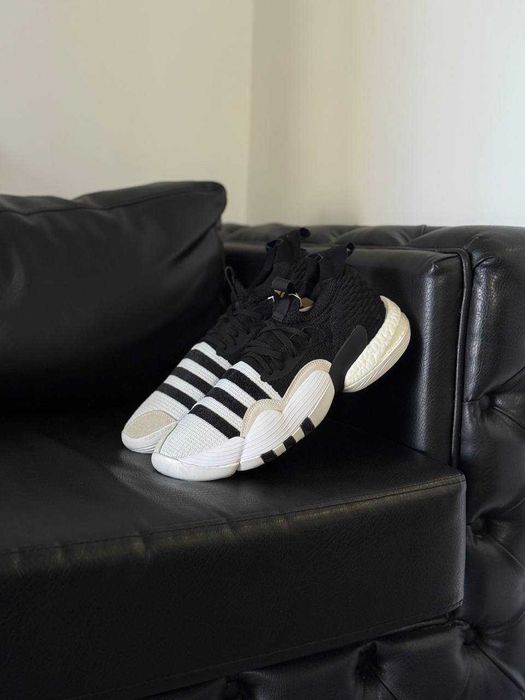 Чоловічі кросівки великого розмір 48 49 50 баскетбольні Adidas Trae Young 2 Оригінал є інші моделі та розміра дивіться додаткові оголошення автора