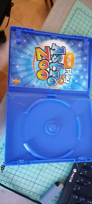 Eye toys: play astro zoo - PS2 - Capa e manual