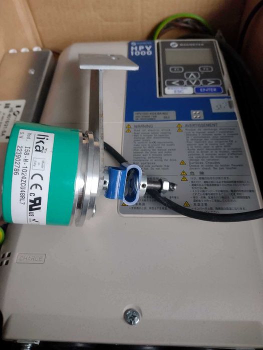 Napęd windy osobowej HPV1000 AC Magnetek