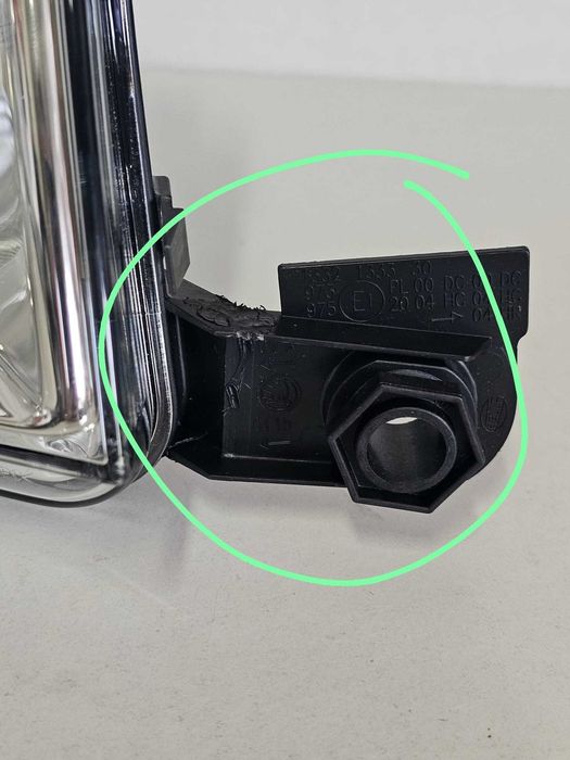 Ótica lado direito Skoda Fabia I | 127980