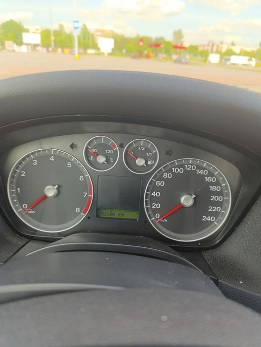 Ford Focus mk2 1.6b