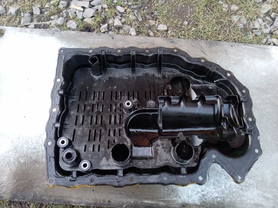 Поддон з ауді а3 2,0tfsi