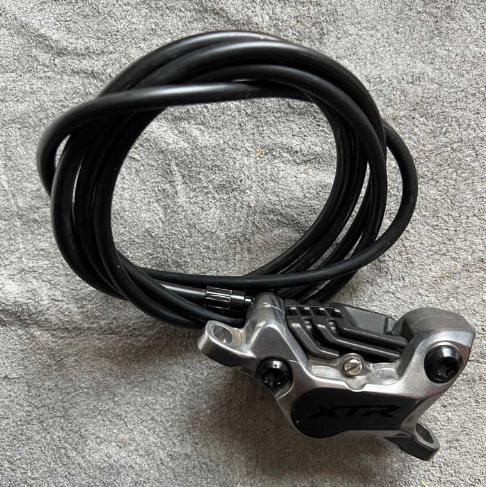 Shimano XTR BR-M9120 – zacisk hamulca 4-tłoczkowy + przewód 140 cm