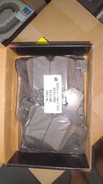 Керамічні передні тормозні колодки Power Stop BMW F Серия X3 Х4