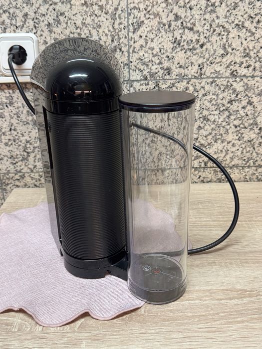 Maquina café nespresso Vertuo
