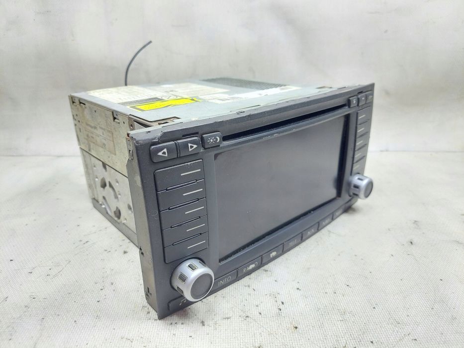 Volkswagen Touareg I 2006 Panel / Radioodtwarzacz Cd/Dvd/Gps