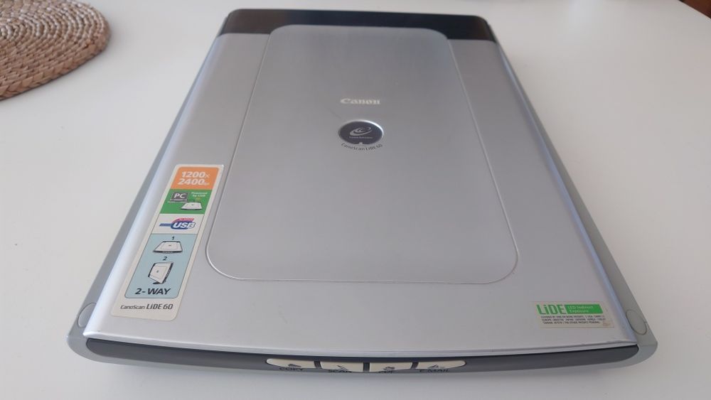 Digitalizador Canon CanoScan Lide 60