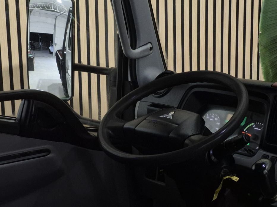 Mitsubishi Fuso Canter 3.0 - 86.000KM | GARANTIA | NACIONAL - 2019 - 6 LUG.