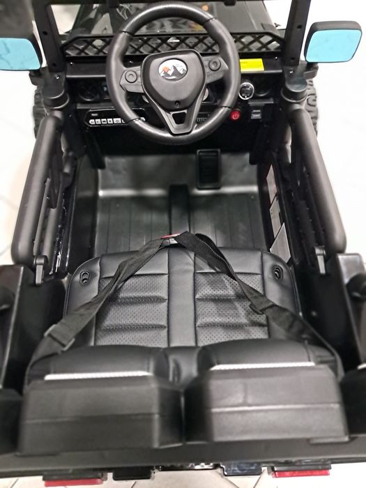 Jipe 4x4 4 motores carro elétrico criança