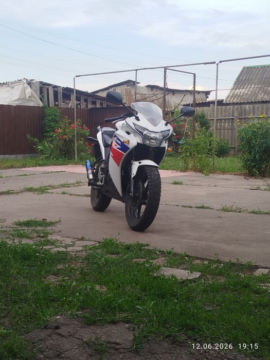 Продам Хонда сбр 125 р