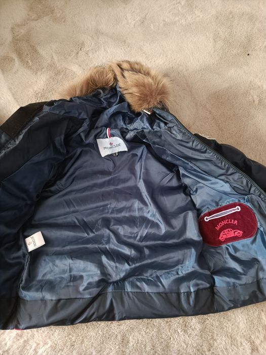 Kurtka ocieplana chłopięca Moncler 6 lat